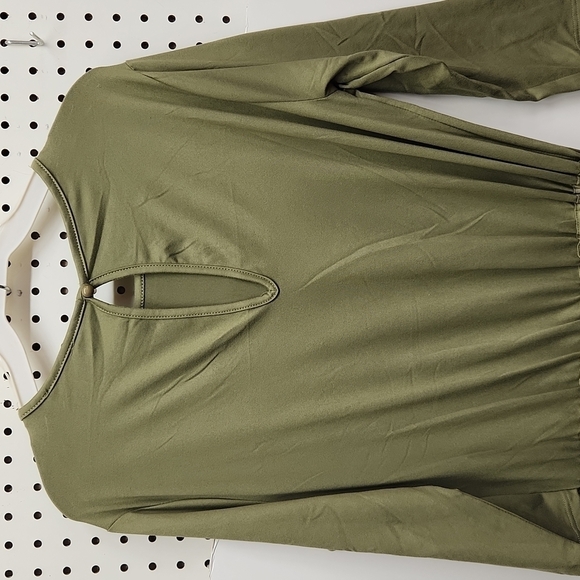 Ces Femme Lt Olive Green Jumpsuit NWOT - Picture 3 of 5